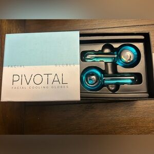Blue Facial Cooling Globes